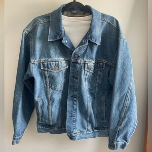 90s Inspired Levi’s Denim Jacket